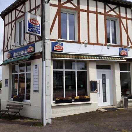 Hotel De La Gare Sainte-Gauburge-Sainte-Colombe Buitenkant foto